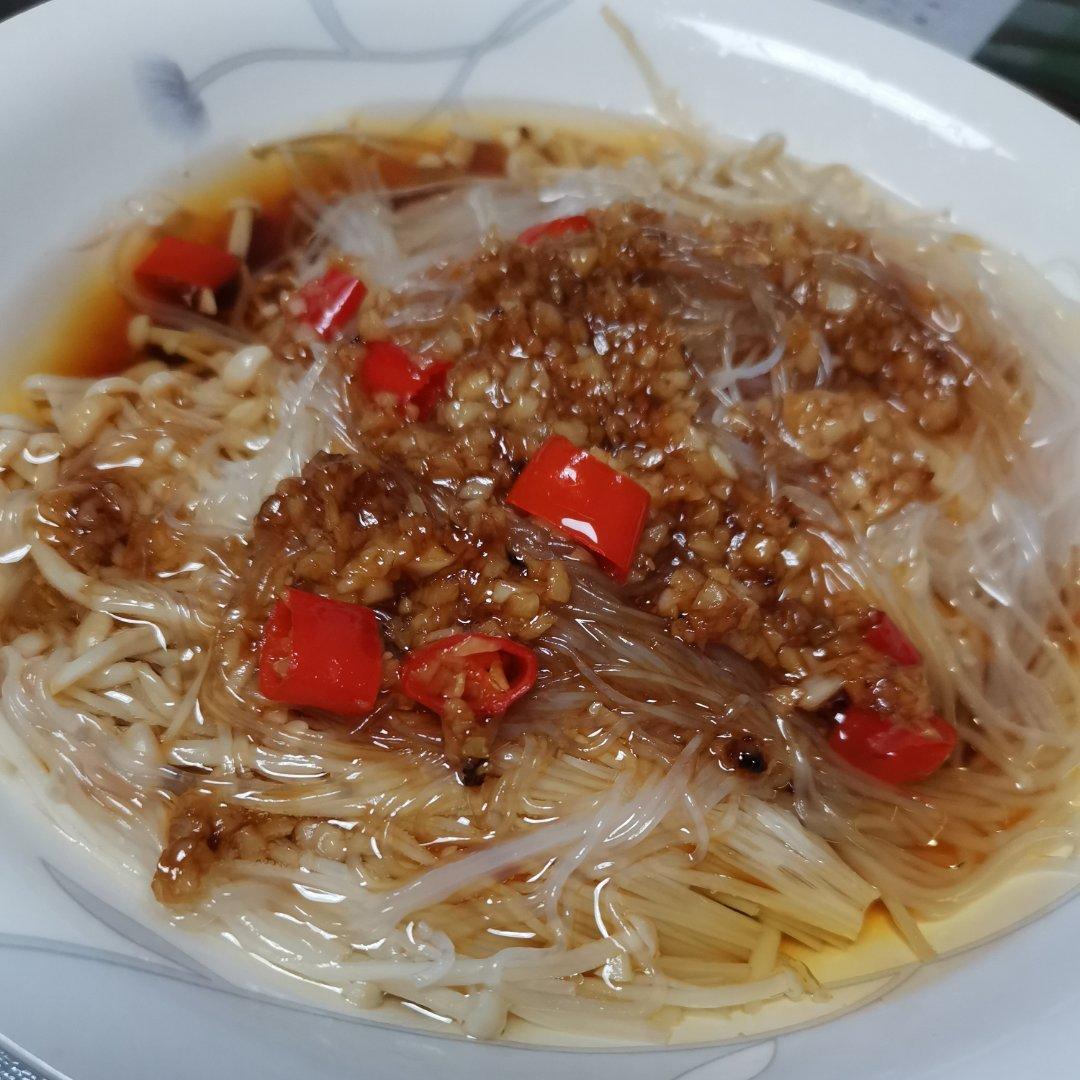 超美味又简单的蒜泥金针菇