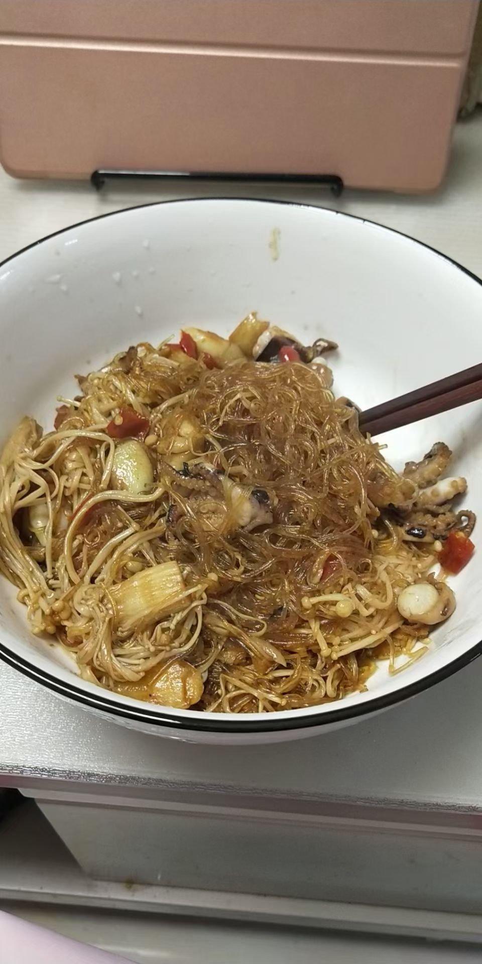 海鲜粉丝煲