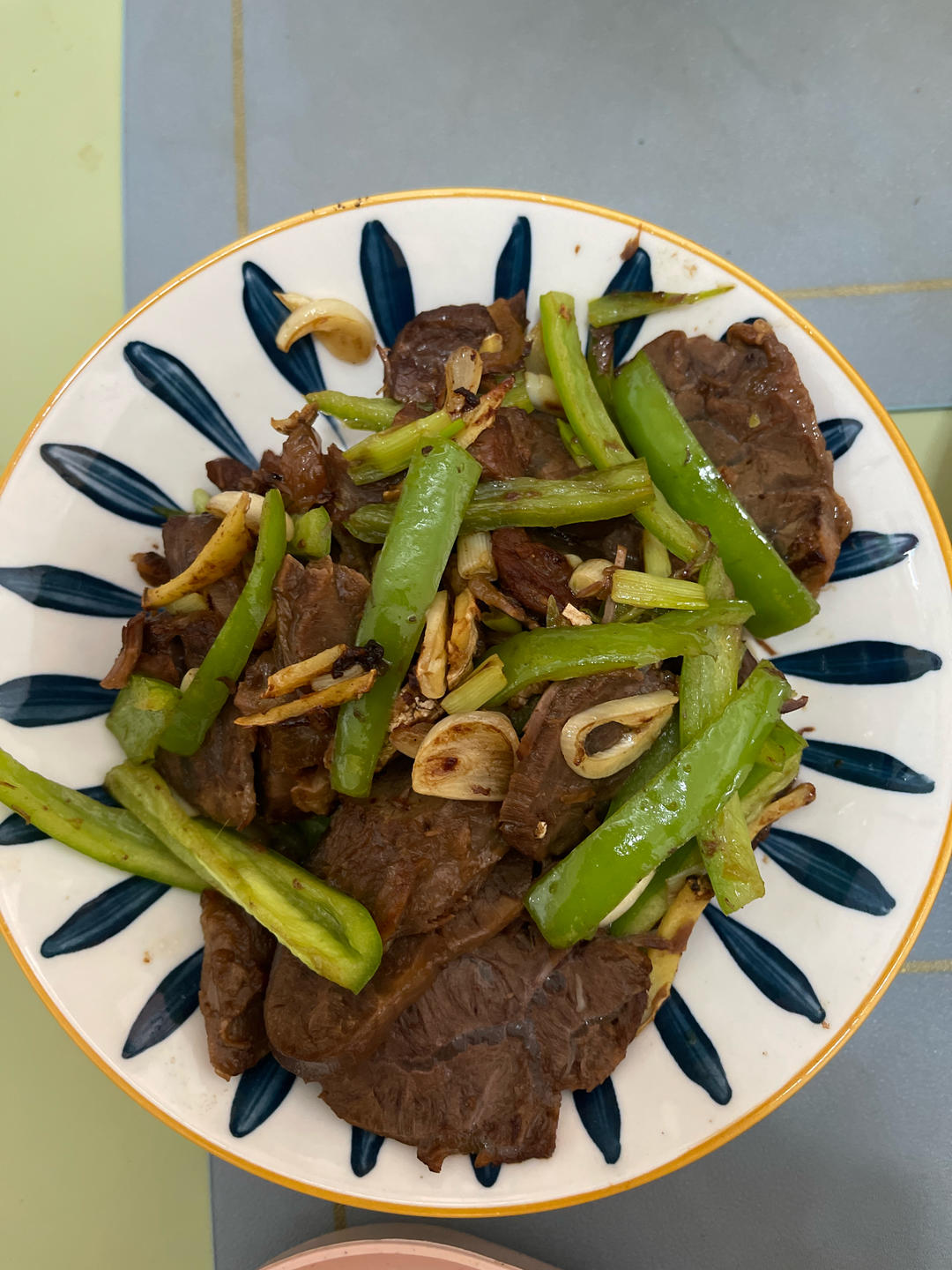青椒炒熟牛肉