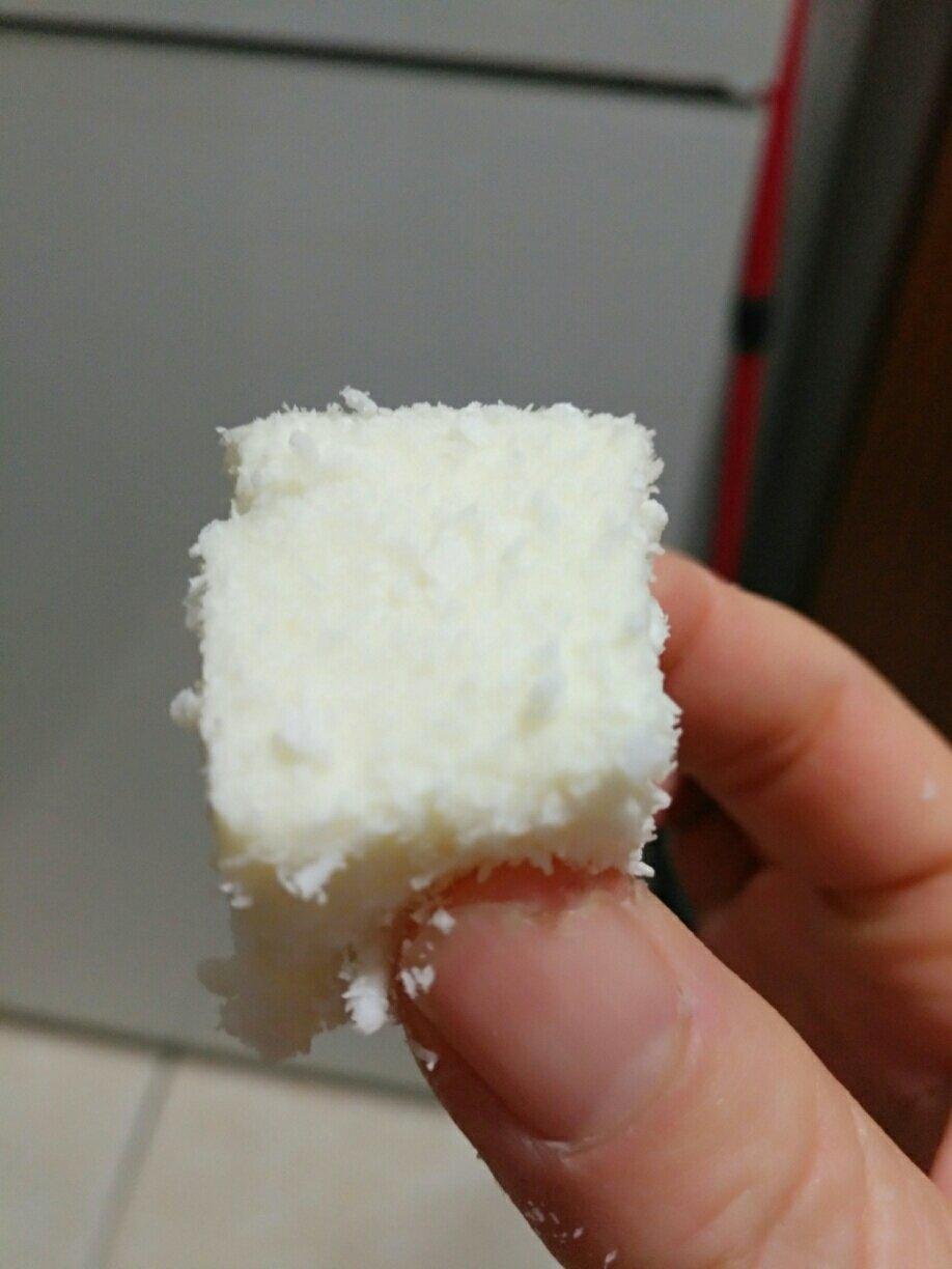 椰蓉牛奶小方