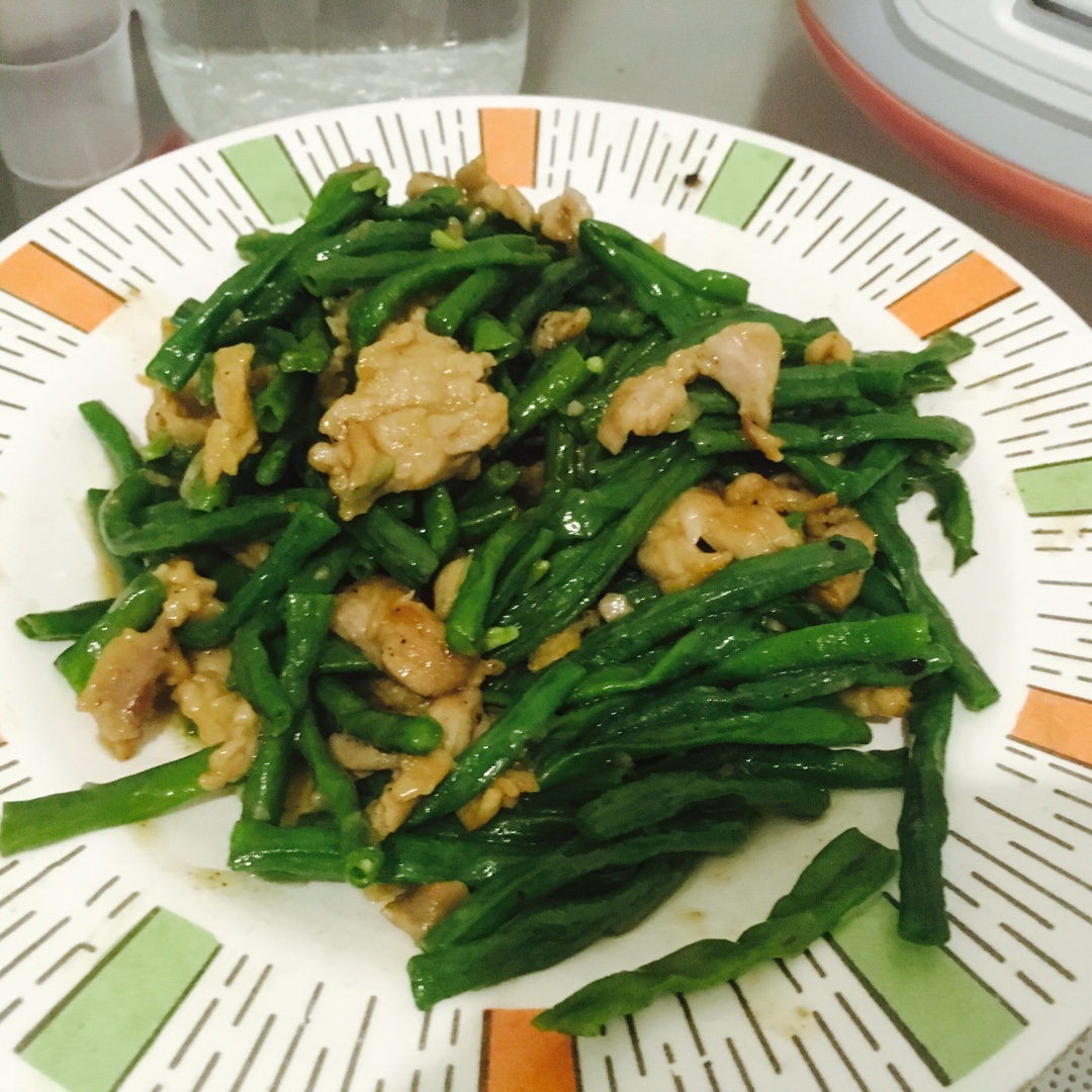 干煸豆角炒肉