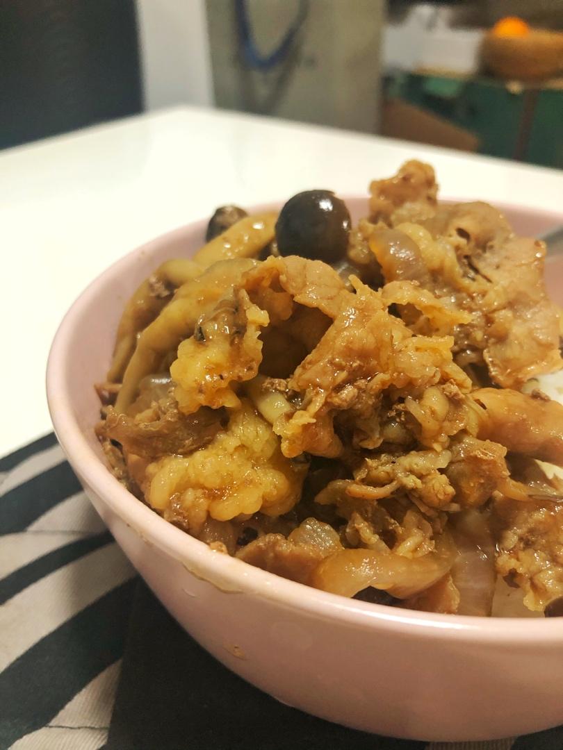 好吃到舔碗底的土豆肥牛拌饭
