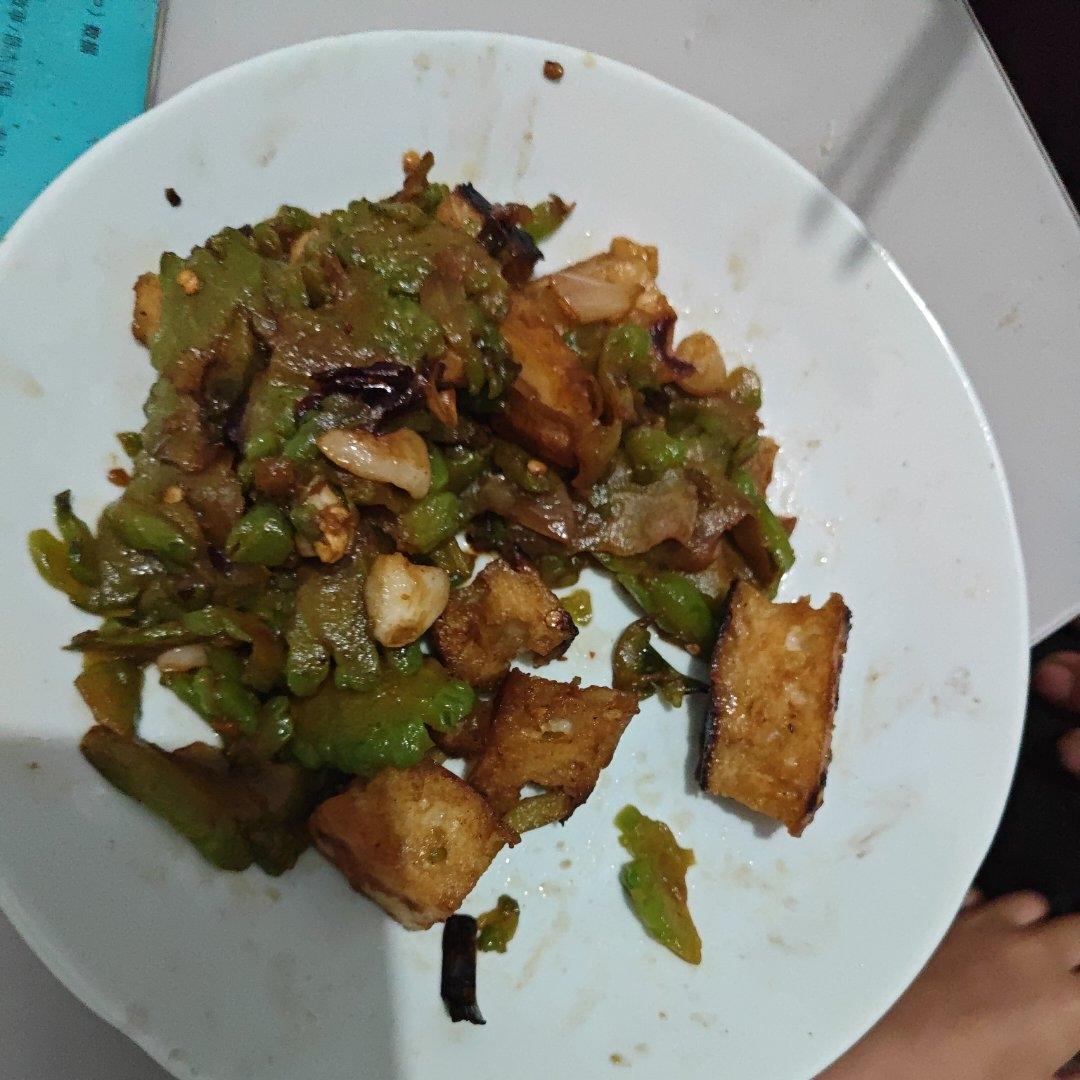 豆豉炒苦瓜