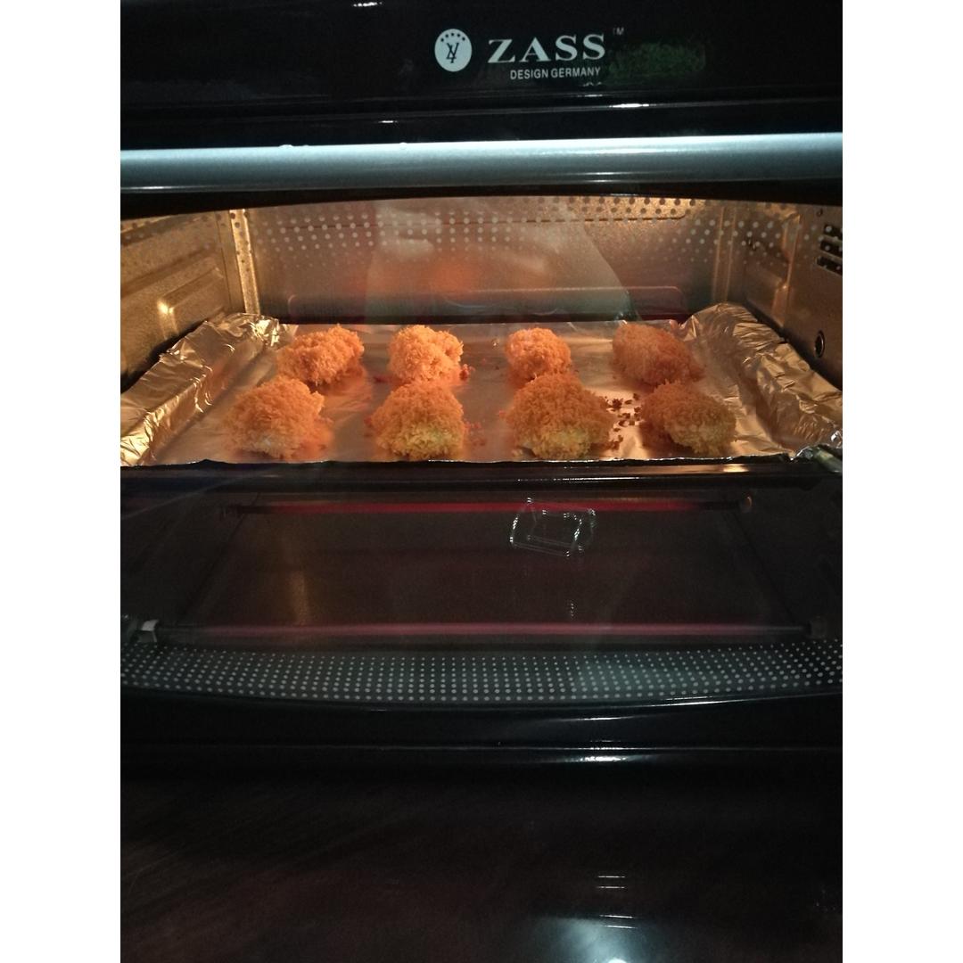 面包糠烤鸡翅
