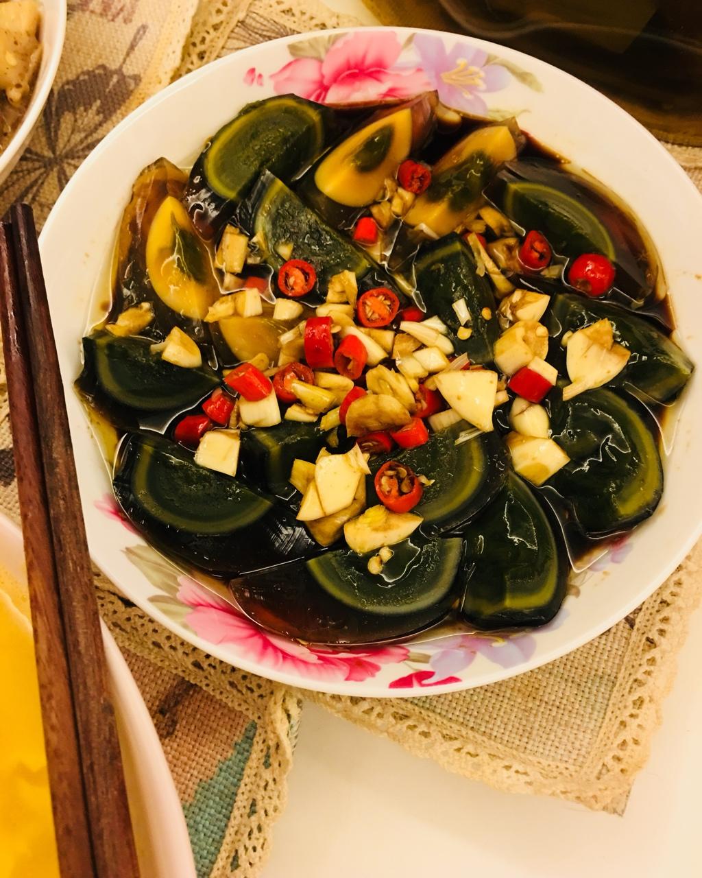 凉拌皮蛋