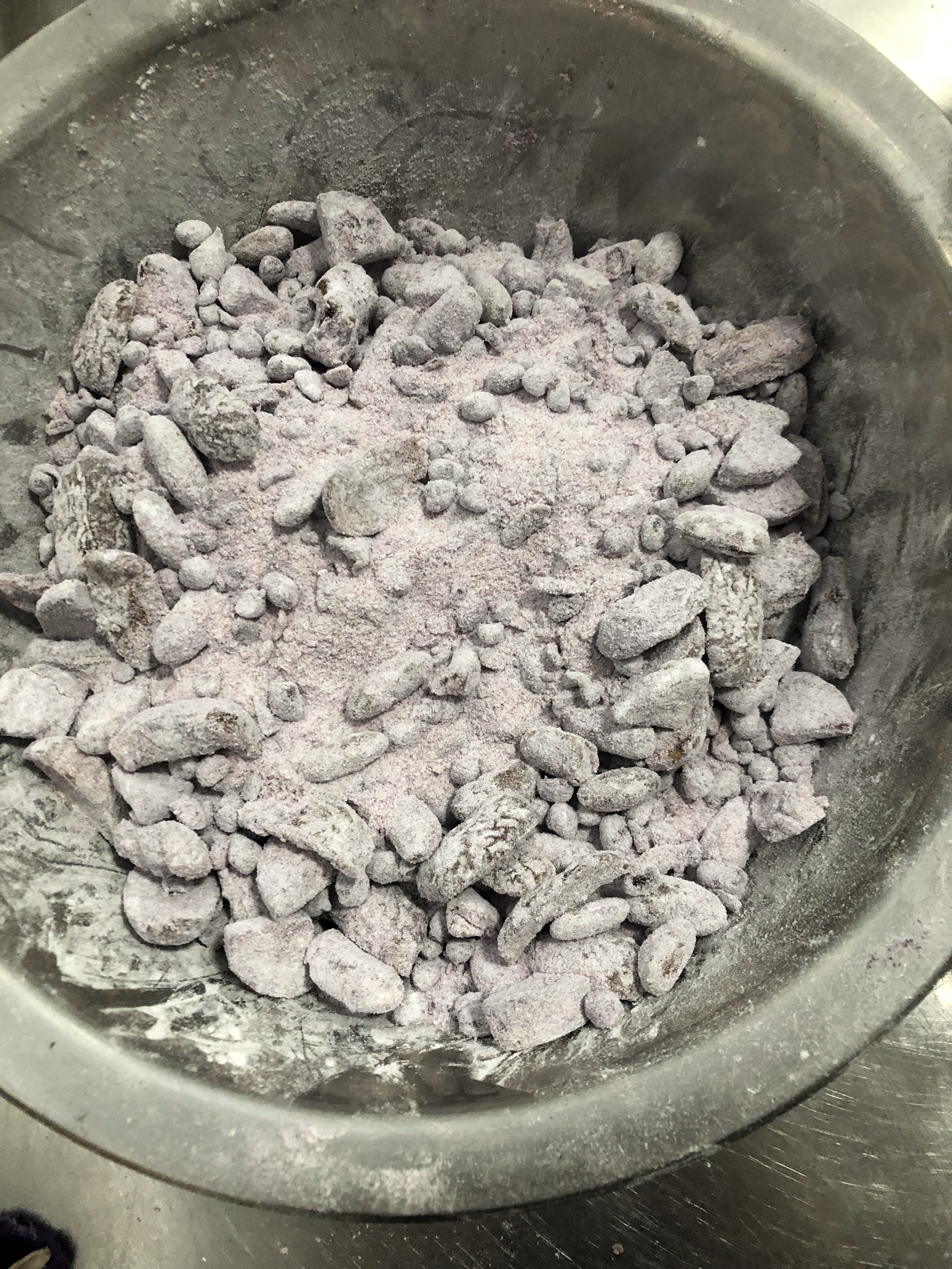 紫薯板栗粘豆包的做法 步骤1