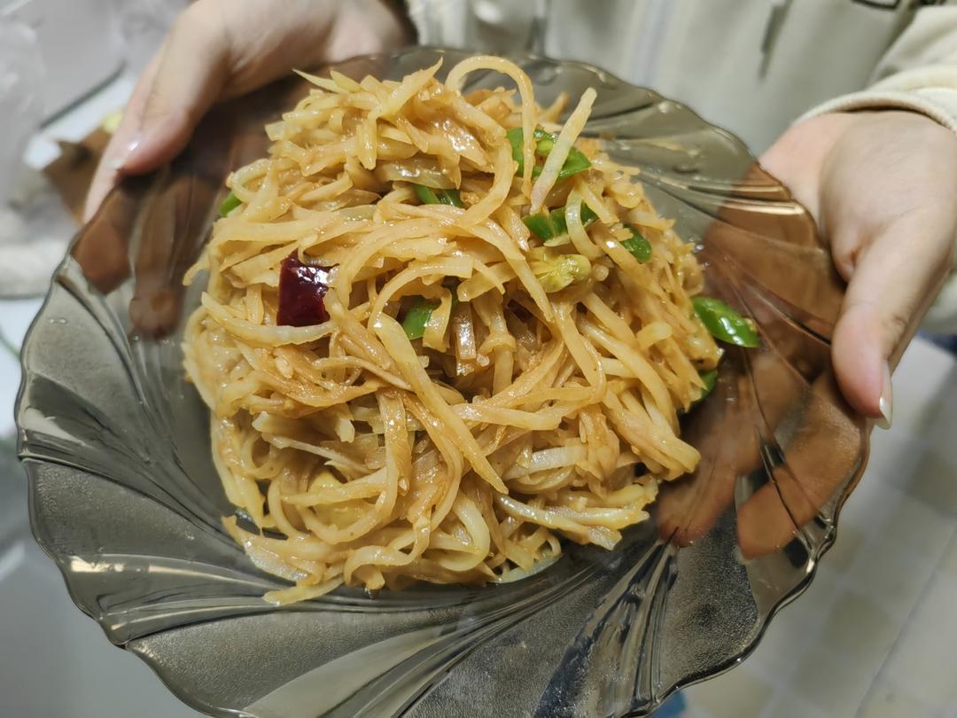 酸辣土豆丝的家常做法 超级下饭