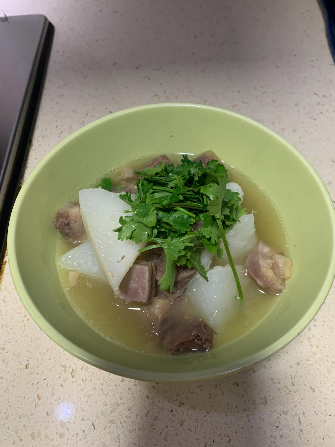 冬日限定——清炖萝卜牛腩（照例附蘸料）