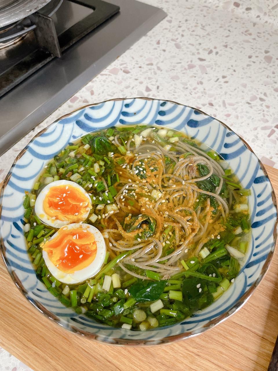 冬日温暖低卡减肥餐【荞麦面2种吃法】