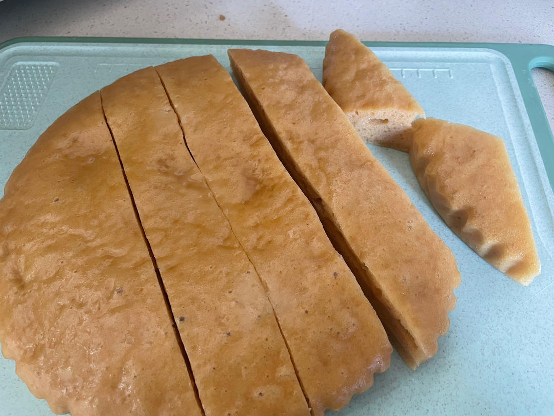 马拉糕，软糯弹韧，香甜细腻，和一般发糕不一样
