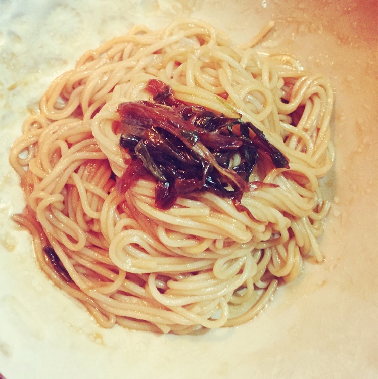 葱油拌面Spring Onion Noodles
