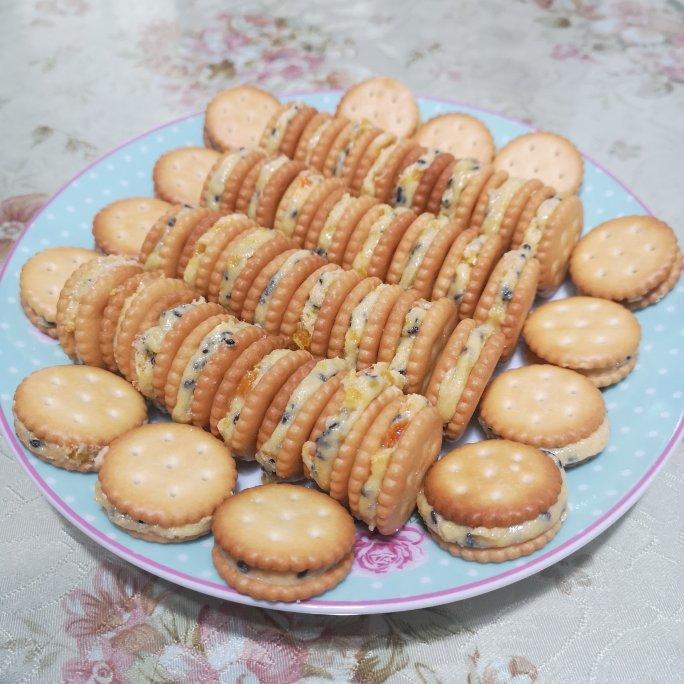 咸蛋黄牛扎饼干