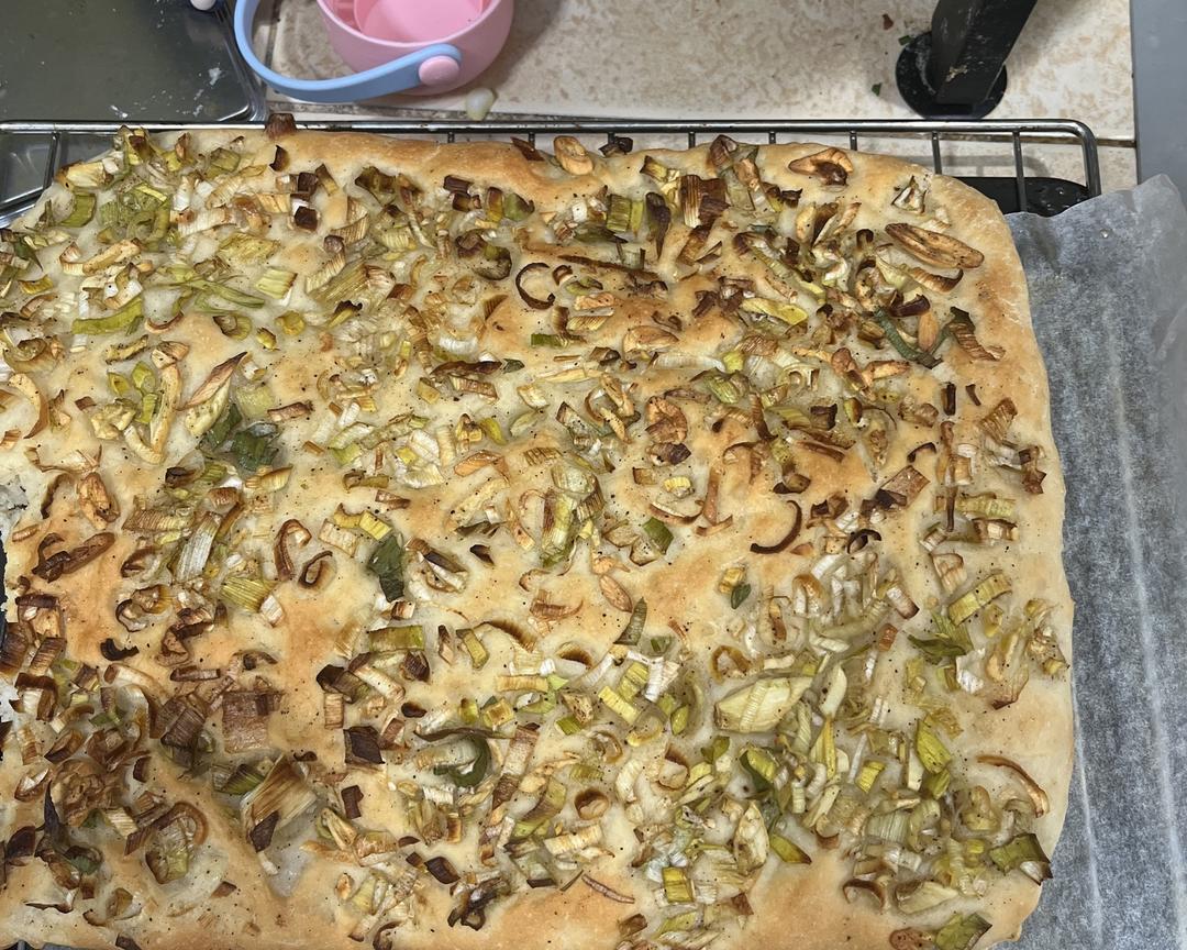 好吃到想哭的大蒜葱佛卡夏