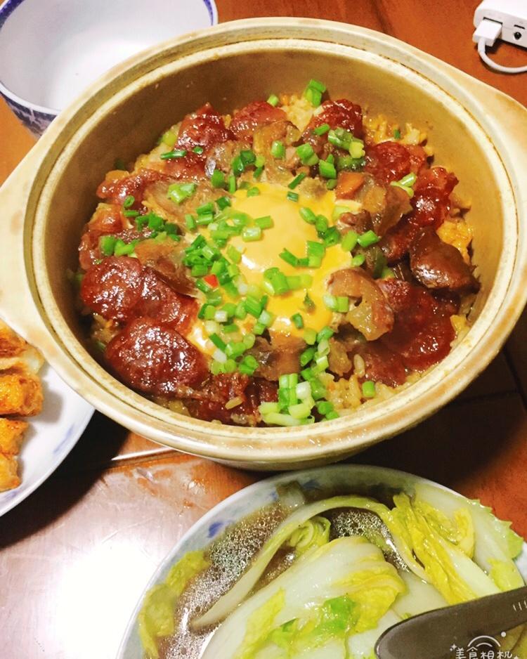 香肠煲仔饭