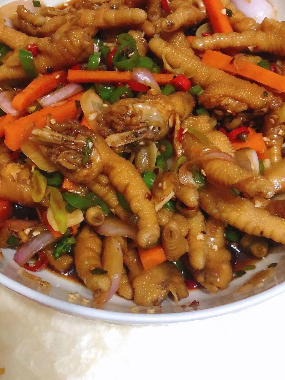 网红泡鸡脚酸辣鸡爪