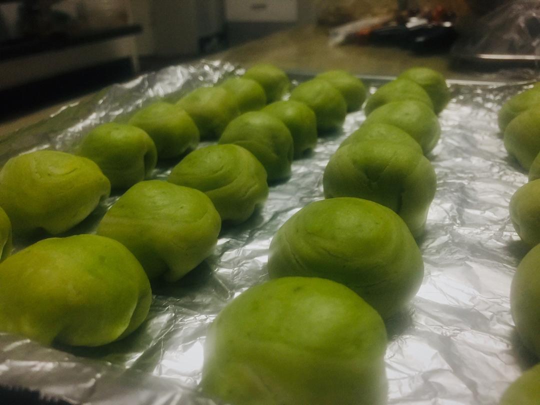 蛋黄酥~紫薯、抹茶、原味~花好月圆，中秋快乐~内附一次做六色蛋黄酥方法~