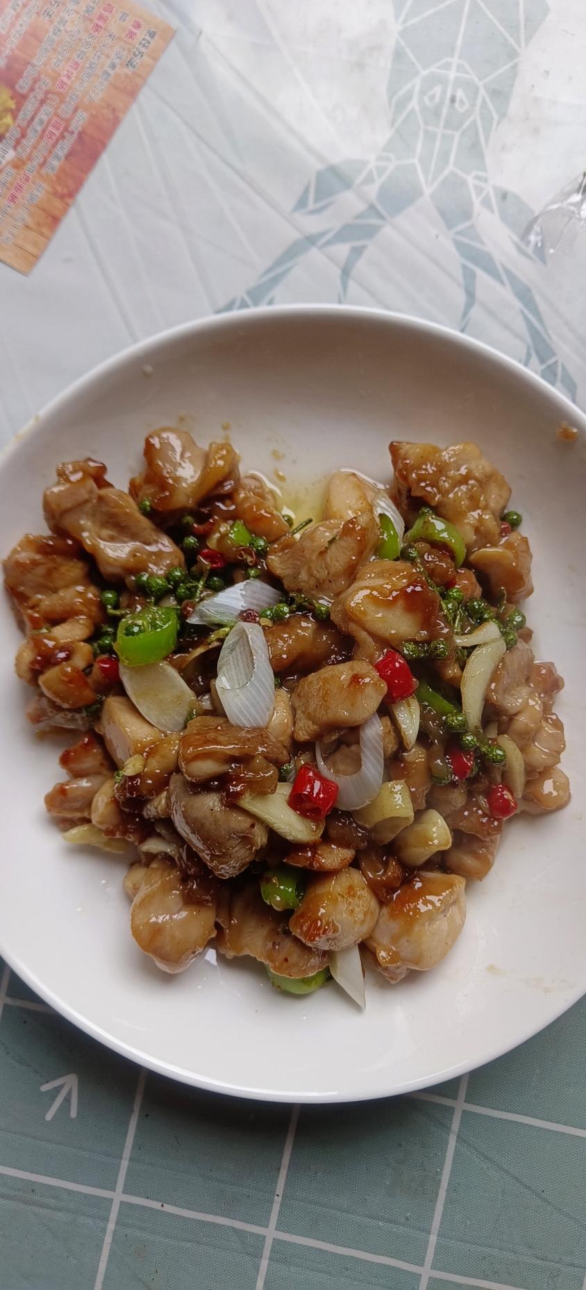 青花椒干煸鸡