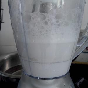 自制椰蓉，椰奶的做法 步骤6