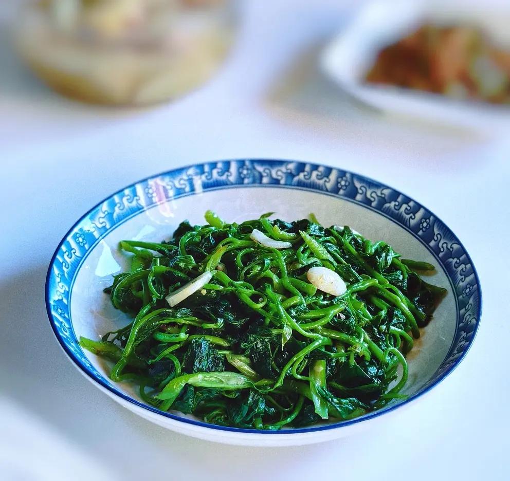 蒜香空心菜
