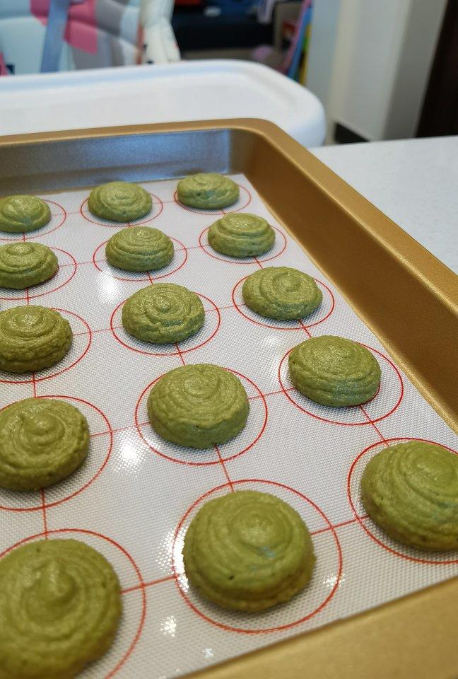 ❤️只需四种食材，不易失败的法式马卡龙❤️