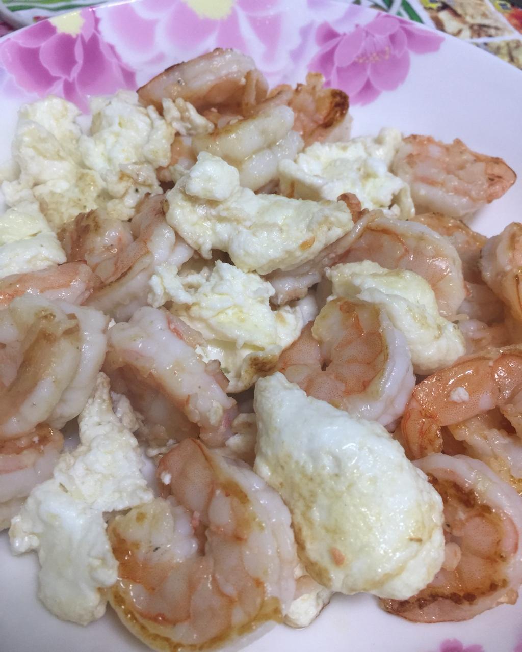 虾仁炒蛋白