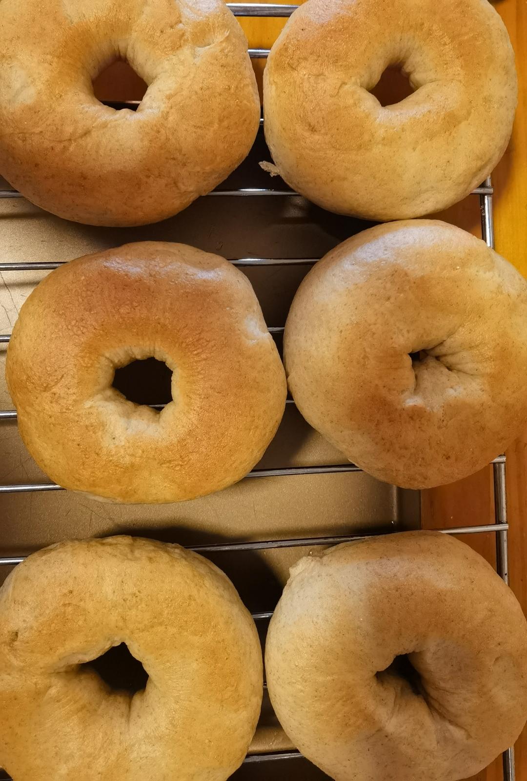 无油无糖，好吃又健康的全麦贝果