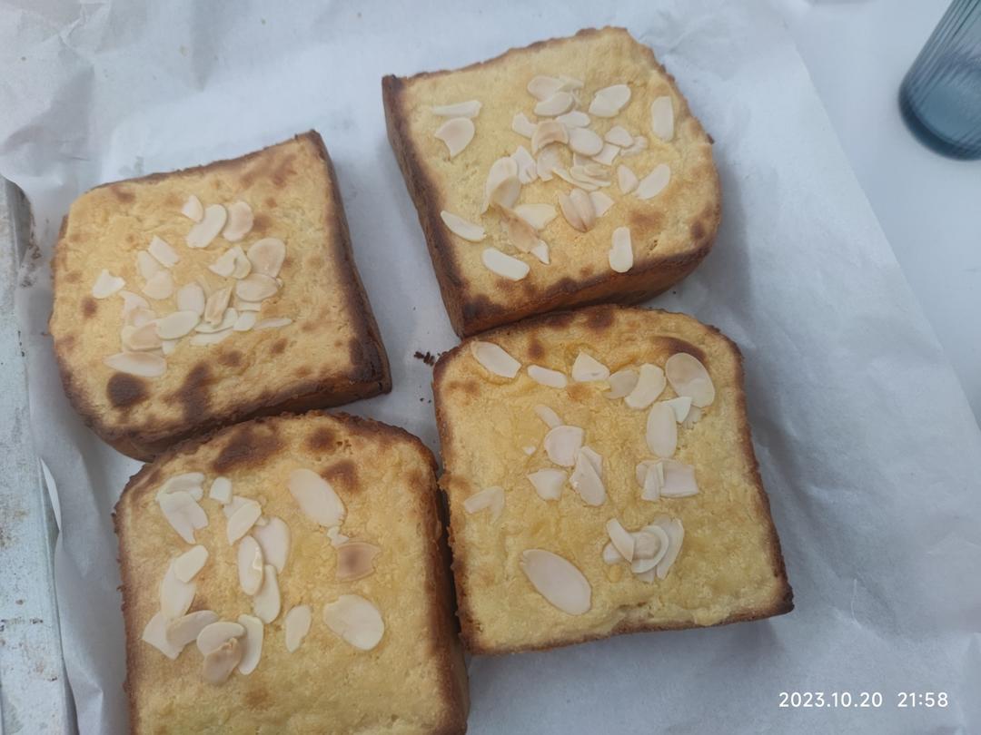 零失败快手岩烧乳酪(熔岩吐司)十分钟网红早餐，好吃哭