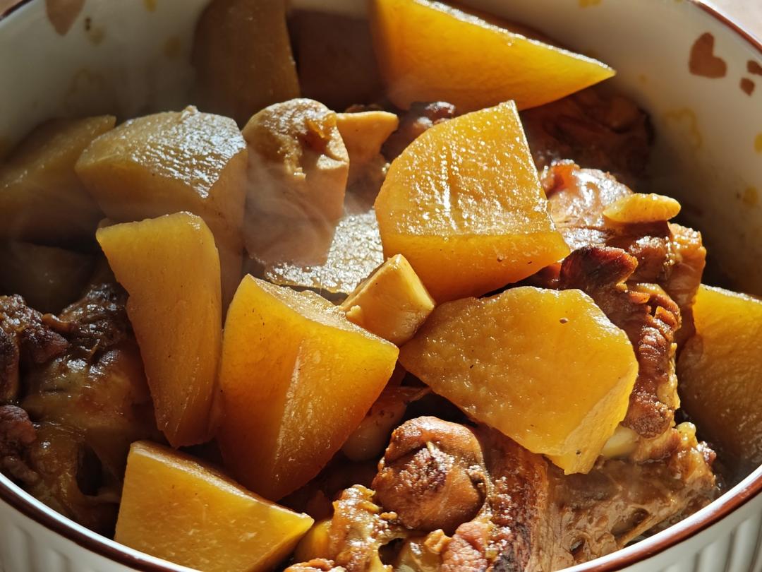 鸡翅根烧土豆好吃到爆