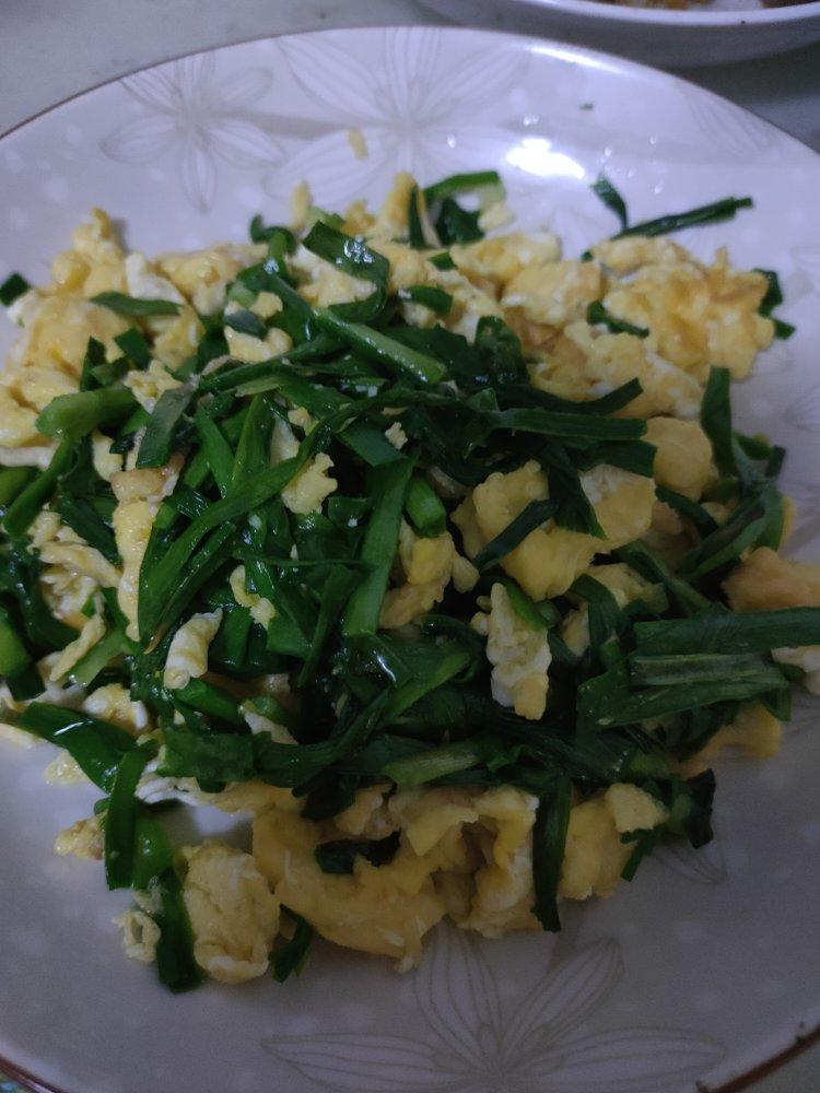 蒜苗炒鸡蛋