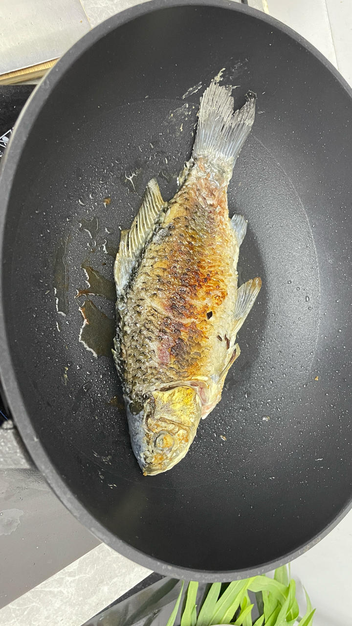 奶白鲫鱼豆腐汤|一条鱼最后的温柔