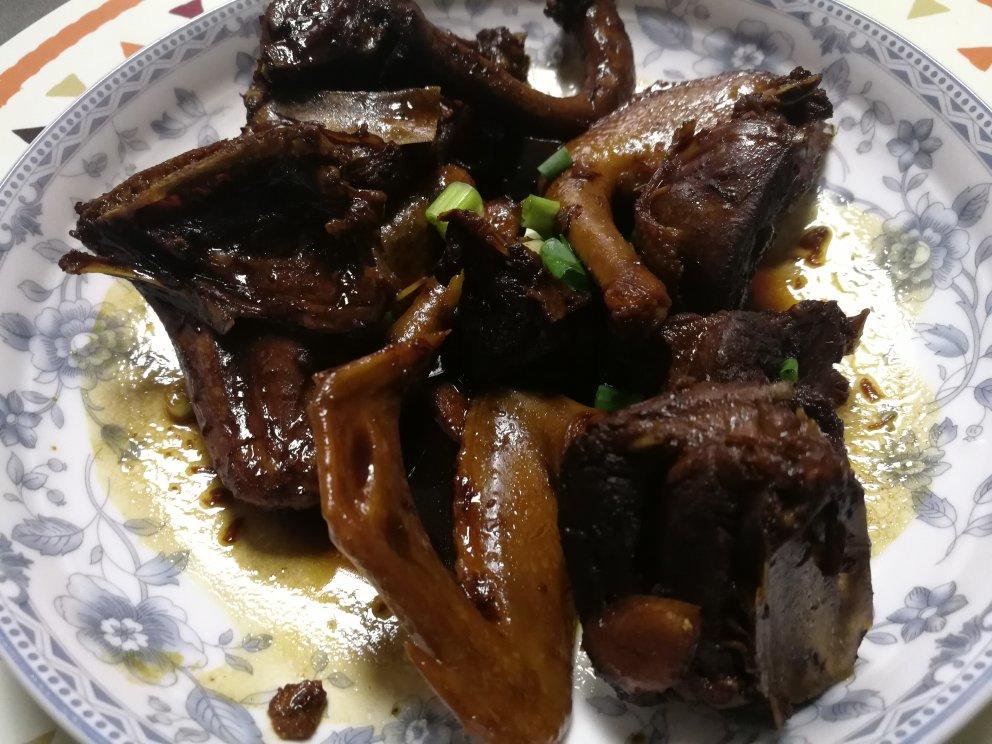 红烧鸽子