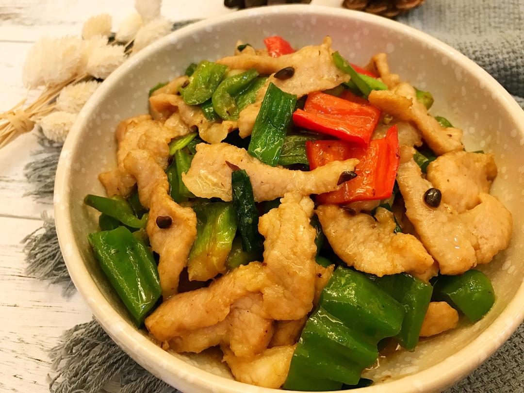 君-zhong做的姜葱豆豉炒肉筋