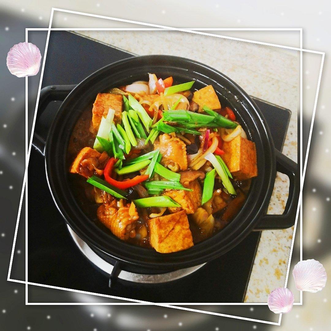 蚝油豆腐鸡翅煲