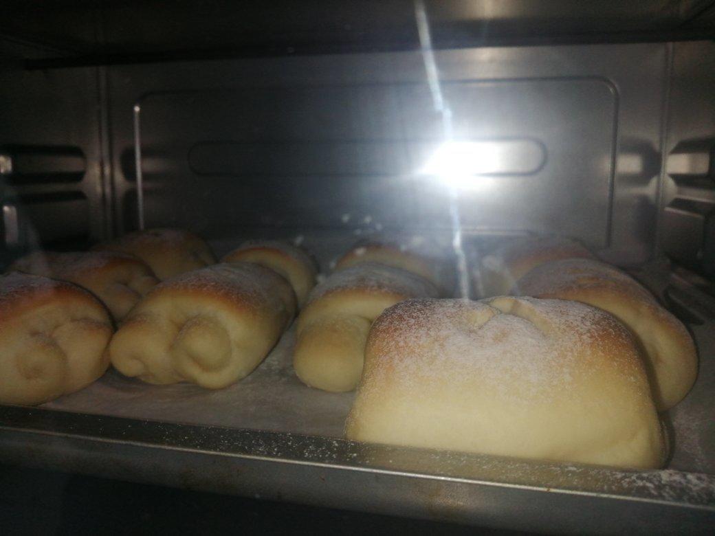 软到不知所措的牛奶卷