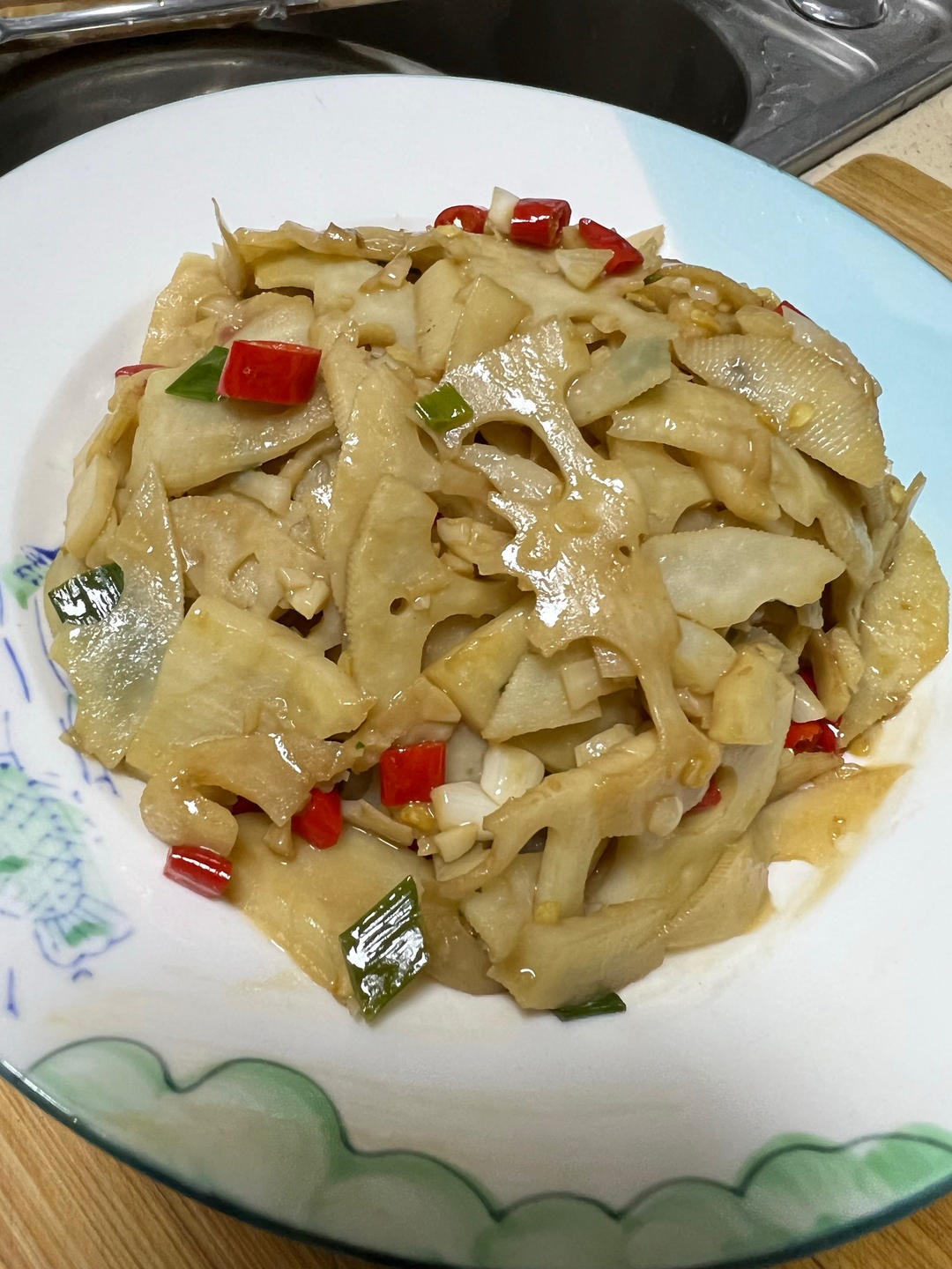 酸辣藕片（成名作）