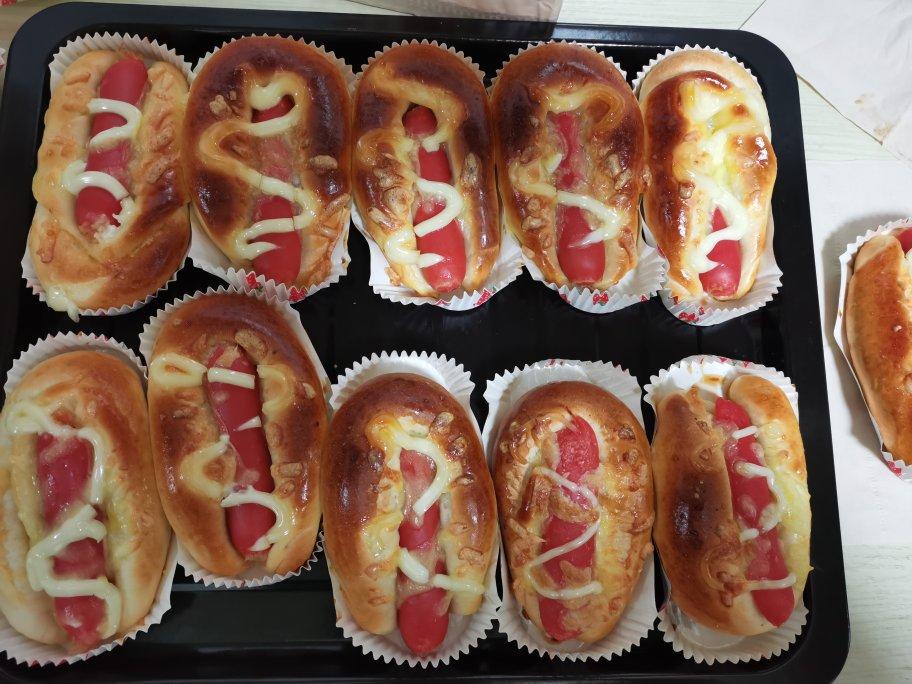 芝士热狗面包（专门花六千学费学的方子）