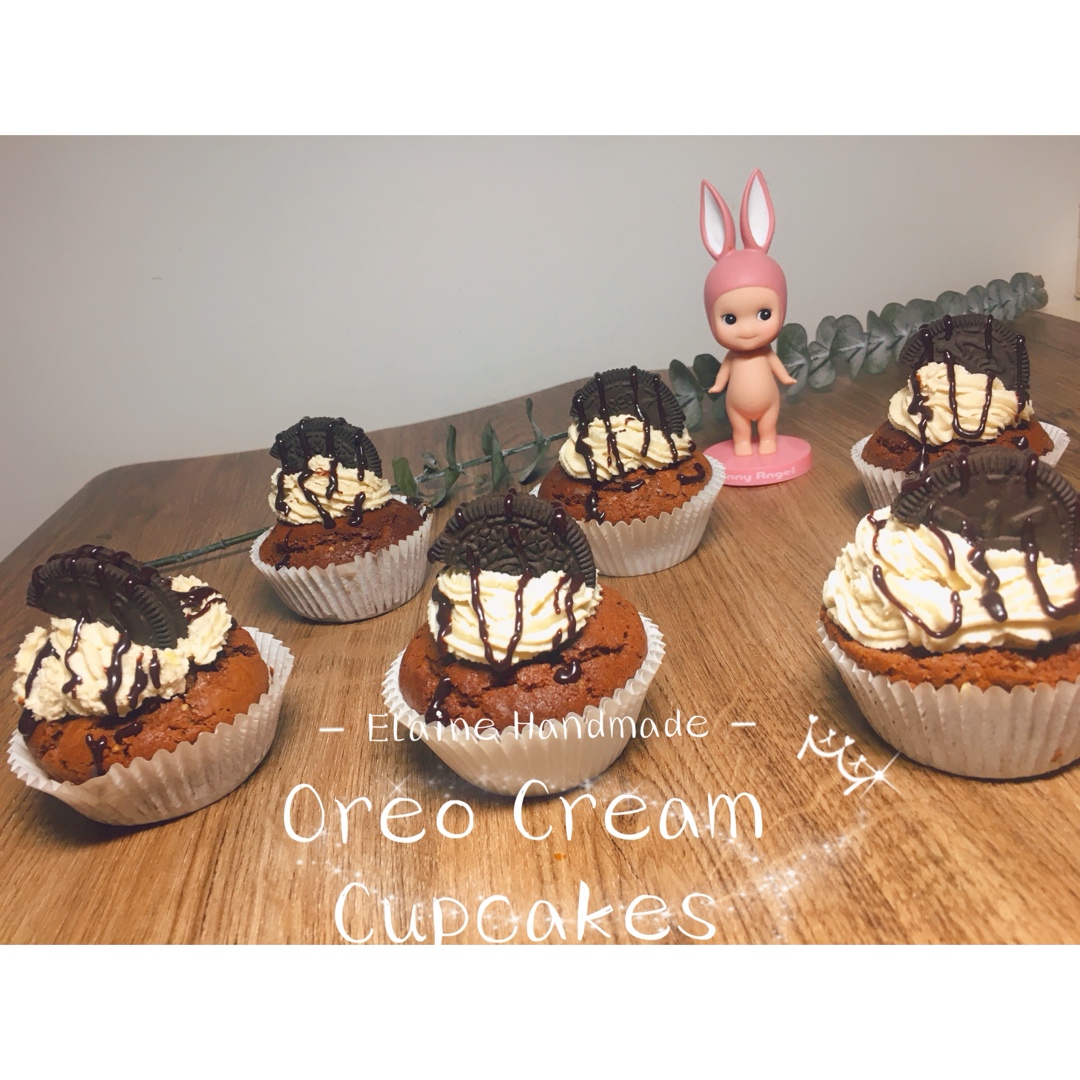 奥利奥杯子蛋糕 Oreo Cream Cupcakes