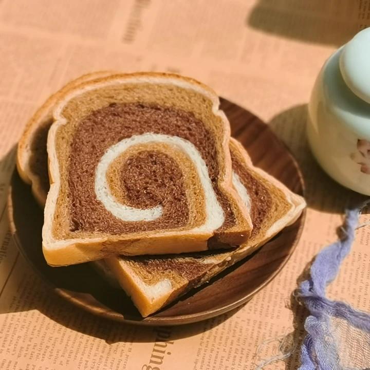 生椰拿铁蘑菇头吐司