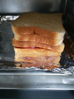 快手 芝士三明治早餐的做法 步骤5