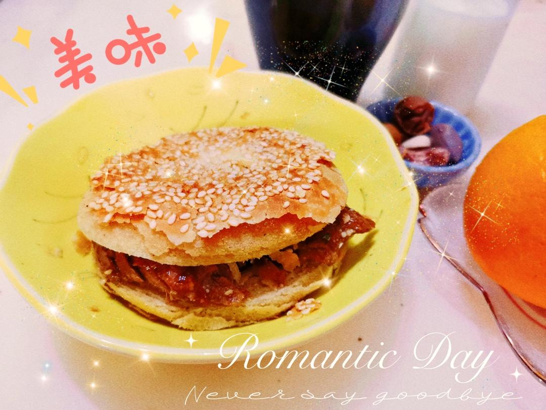 烧饼夹点啥？一切(ღ˘⌣˘ღ)