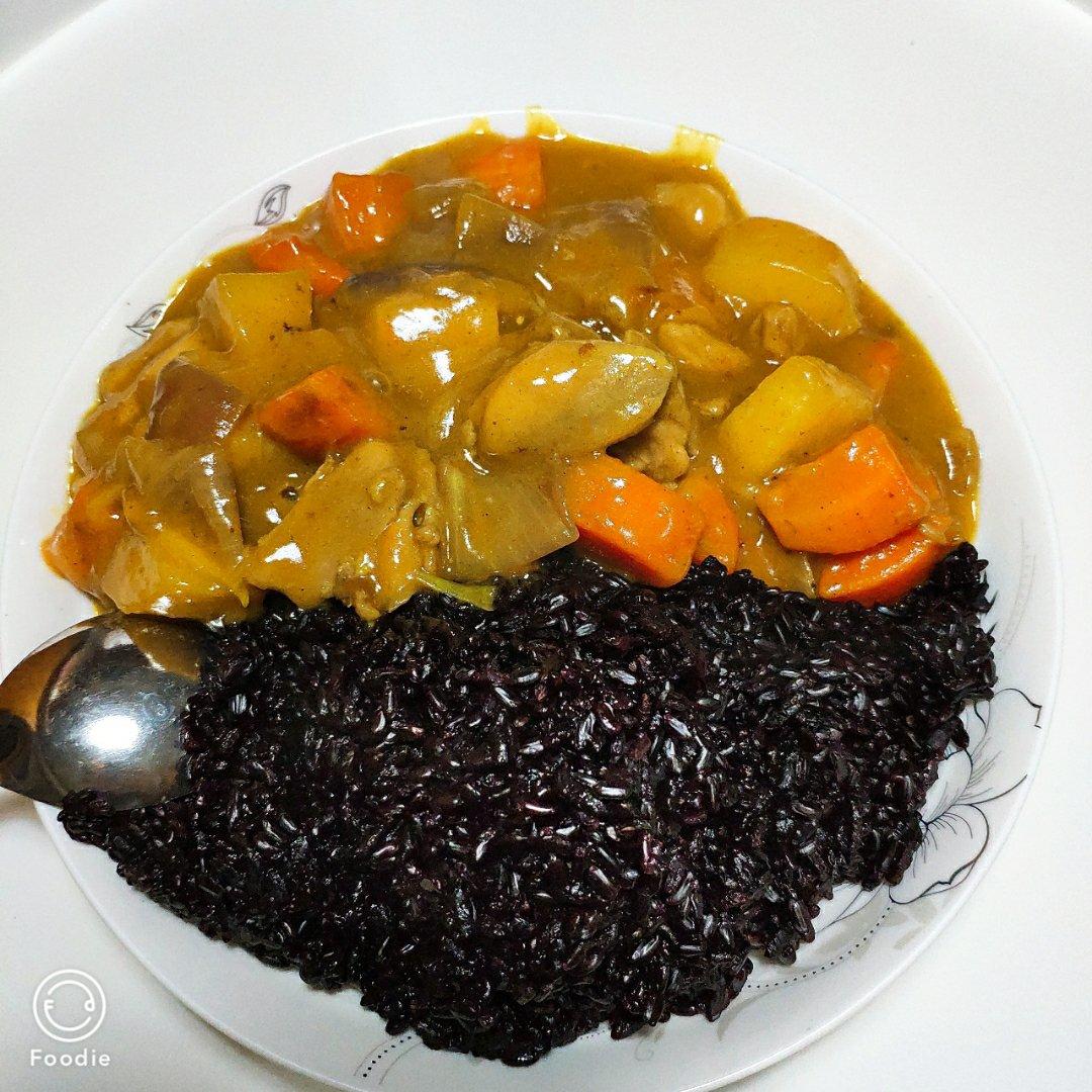咖喱鸡肉饭
