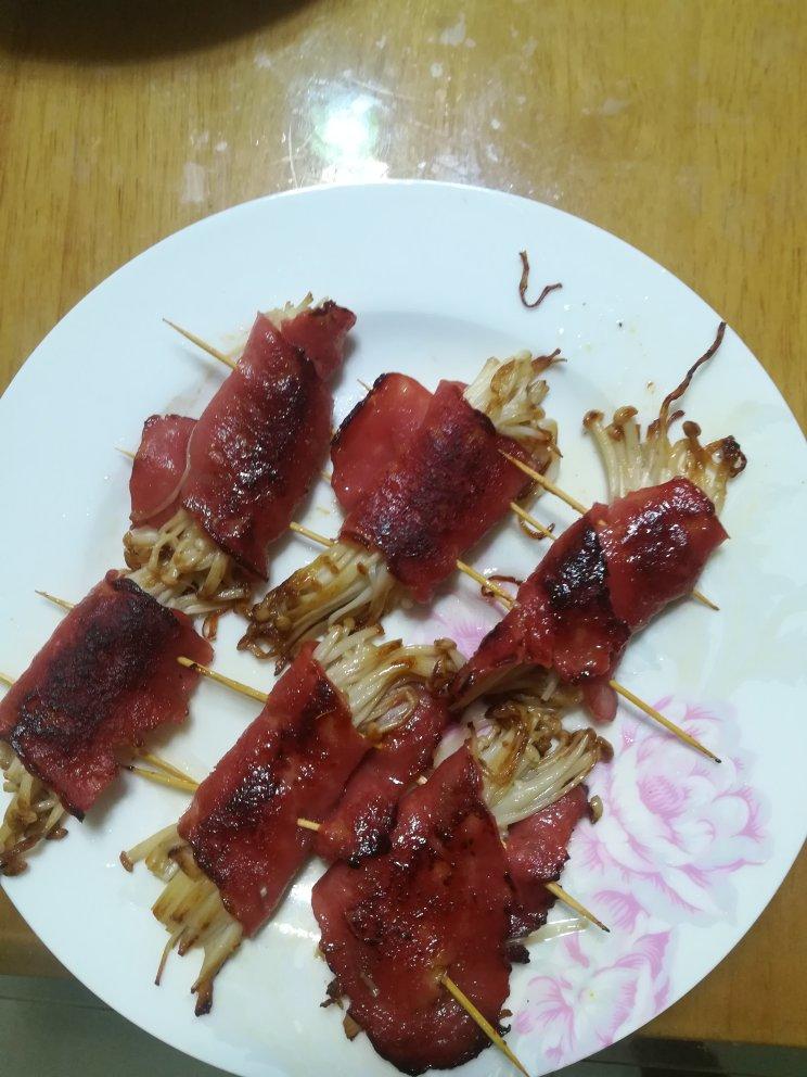 香煎培根金针菇卷