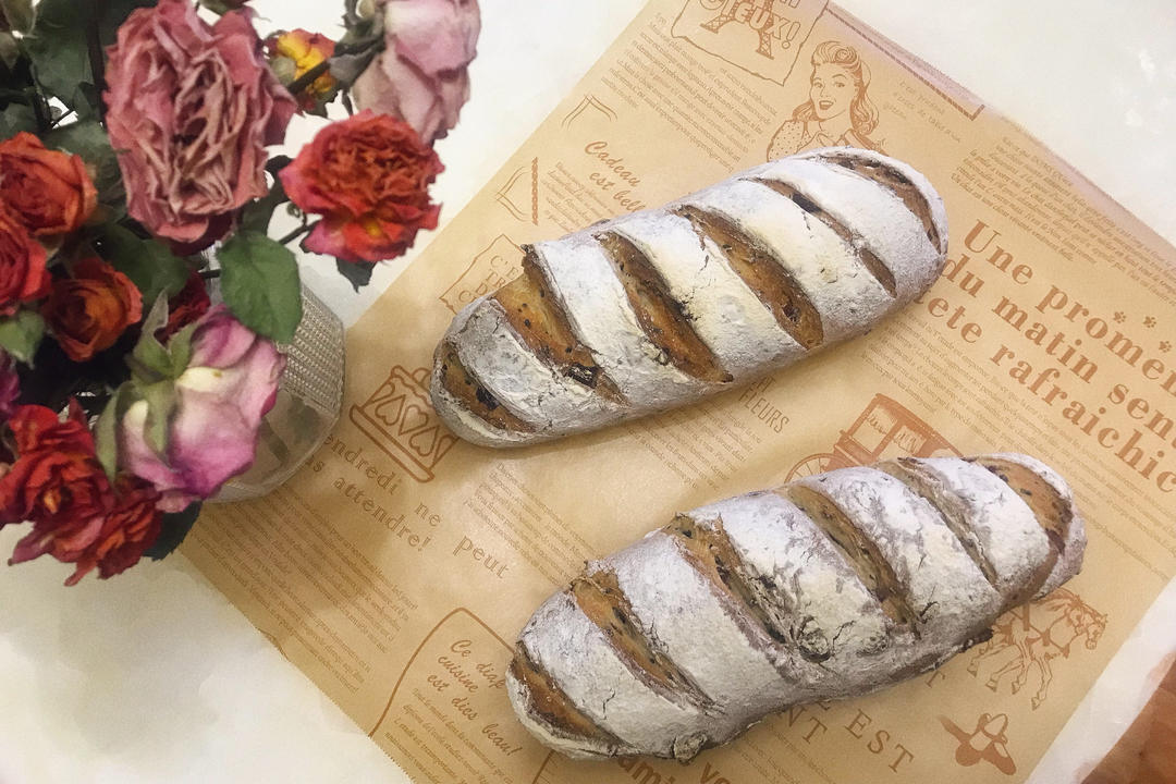 🥖黑芝麻蔓越莓面包｜无油糖无需揉面🉑