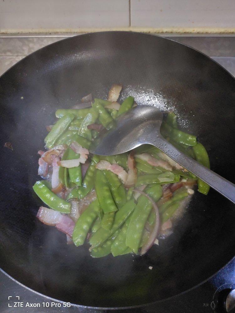 荷兰豆炒腊肉