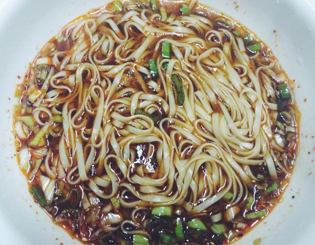 我的一人食：酸汤挂面