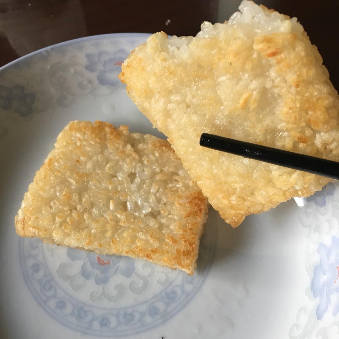 糯米糍粑---江南人叫它糍饭糕！