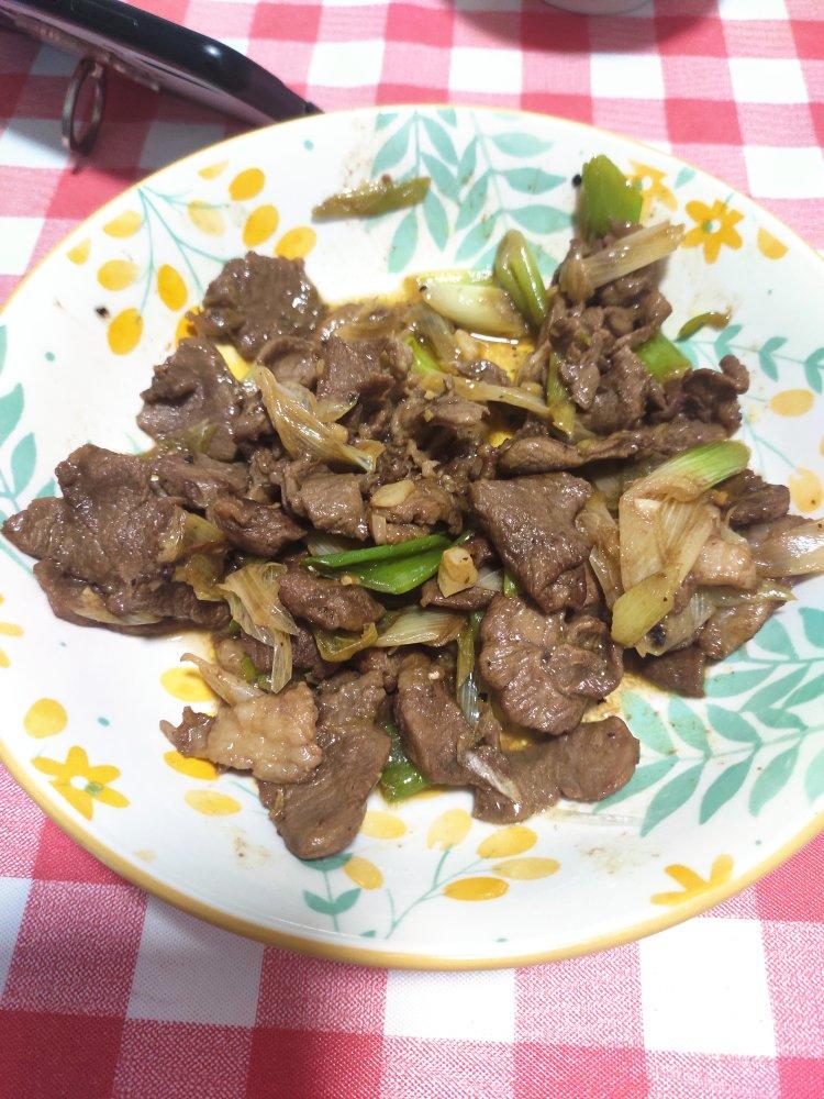 【嗷呜】老北京葱爆羊肉