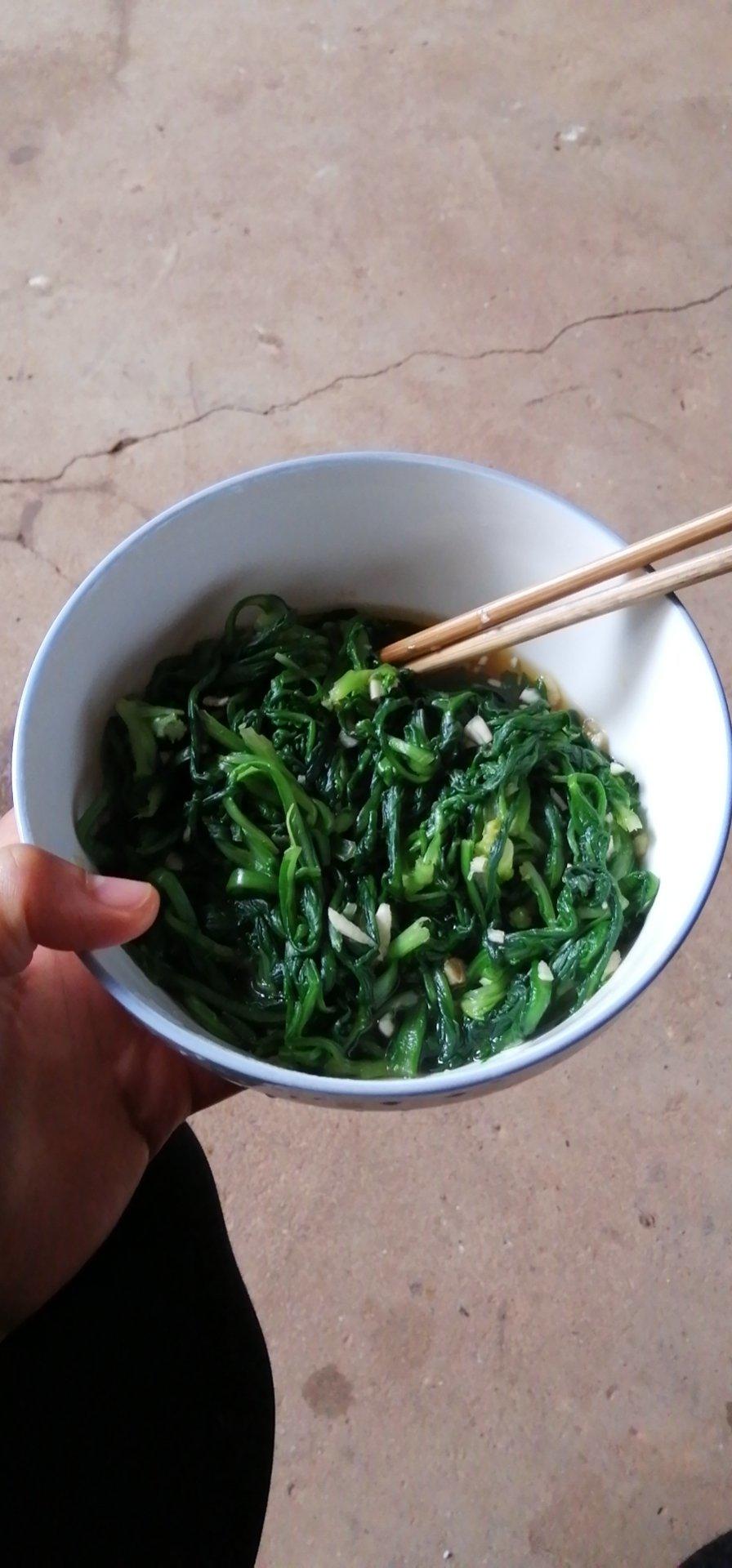 凉拌茼蒿