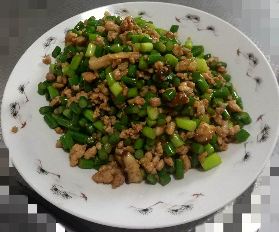 肉碎蒜苔粒