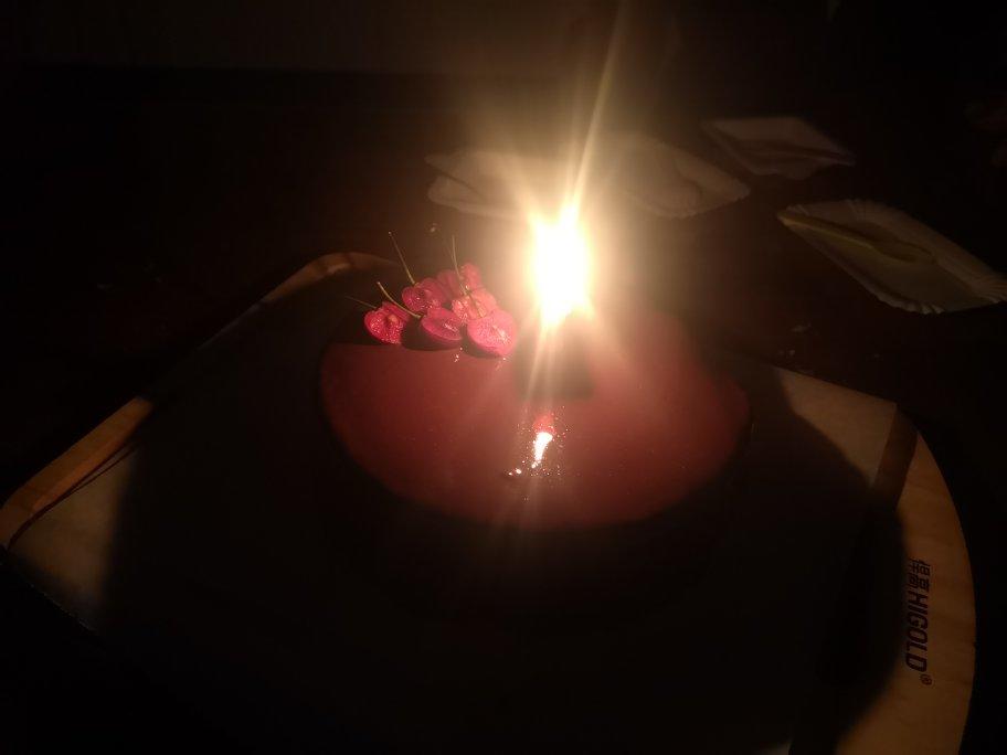 巧克力镜面淋酱<熊谷裕子>--让甜点穿上光泽亮丽的淋面外衣